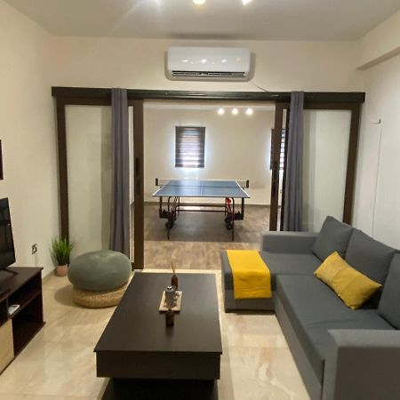 Philip Spacious Apartment Limassol Luaran gambar