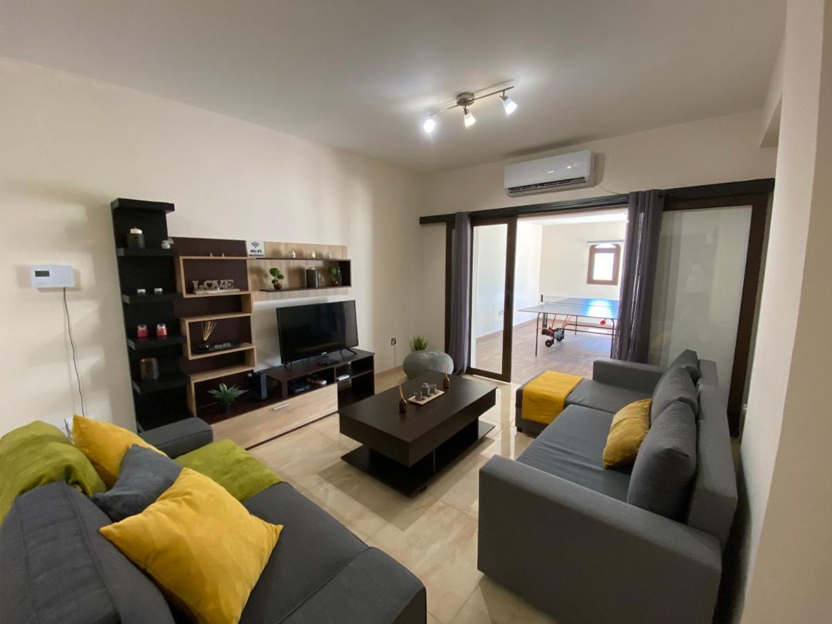 Philip Spacious Apartment Limassol Luaran gambar